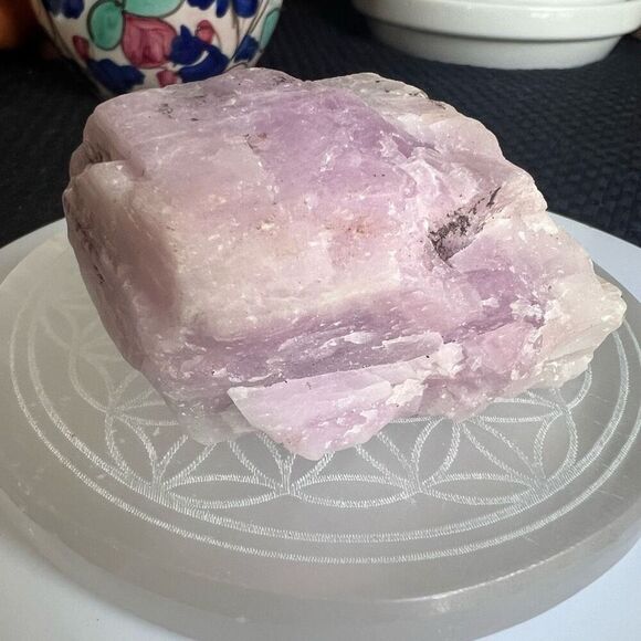 Large Raw Natural Kunzite Crystal‎ Freeform (#2) - Picture 7 of 12